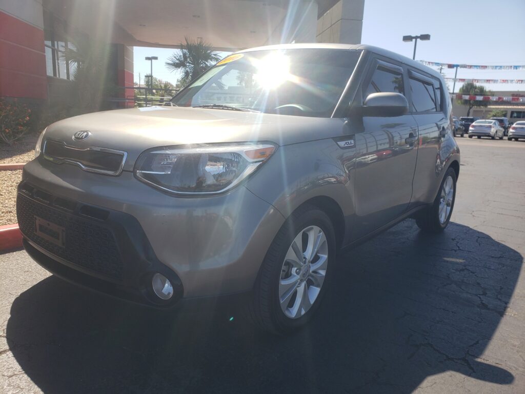 2016 Kia Soul +