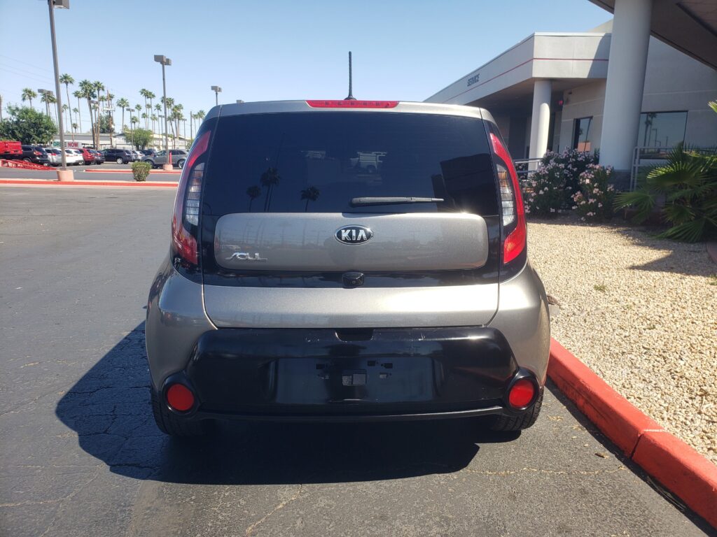 2016 Kia Soul +