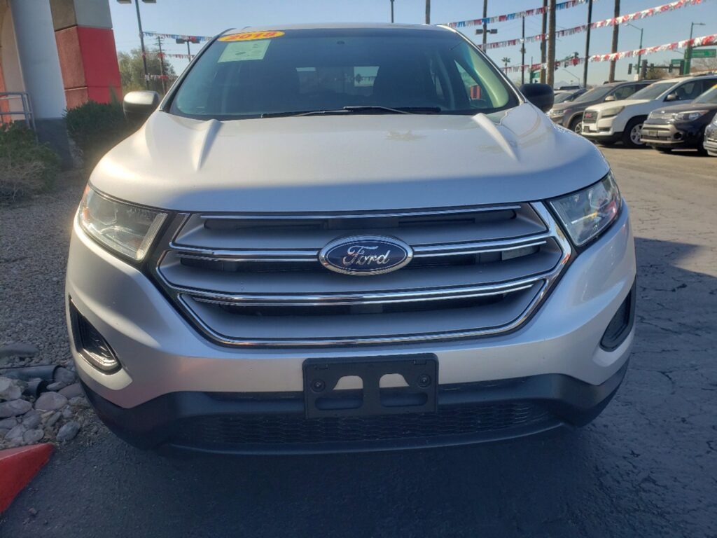 2018 Ford Edge SE