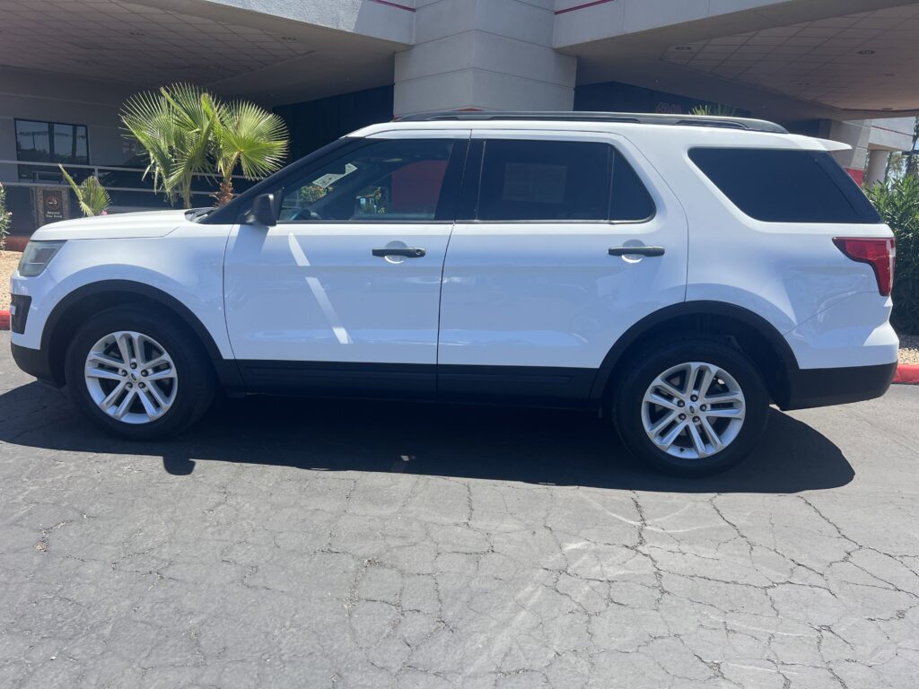 2016 Ford Explorer Base