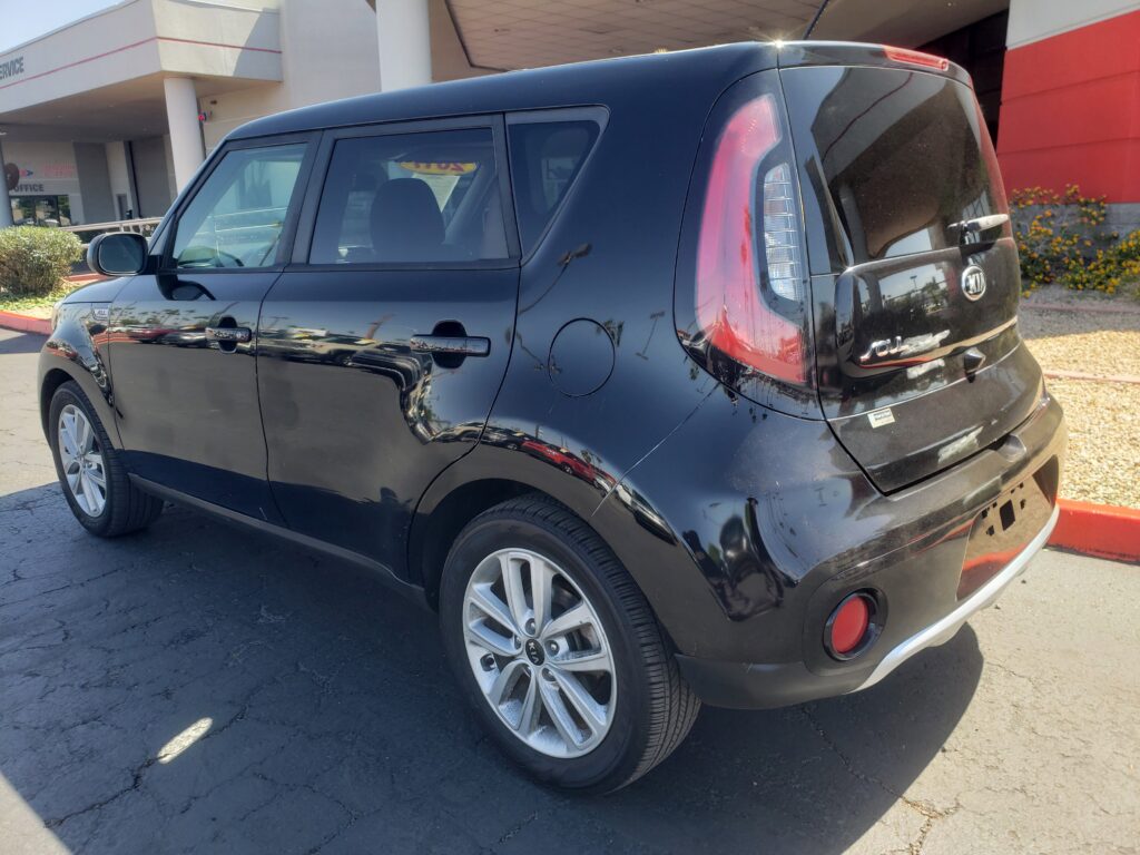 2017 Kia Soul +