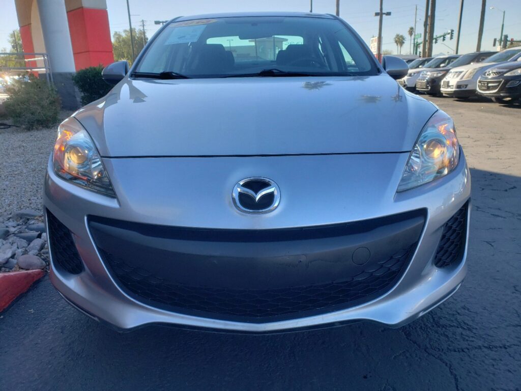 2013 Mazda Mazda3 i Sport