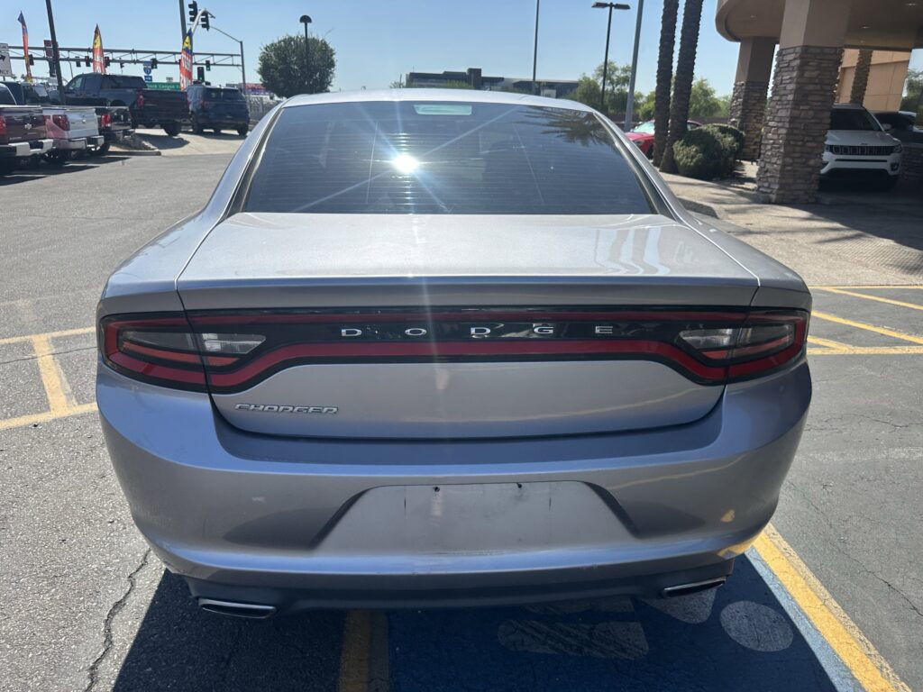 2016 Dodge Charger SE