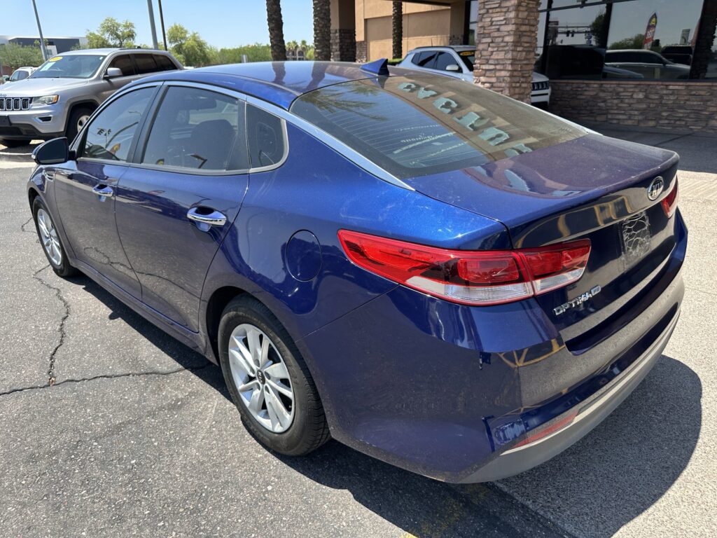 2017 Kia Optima LX