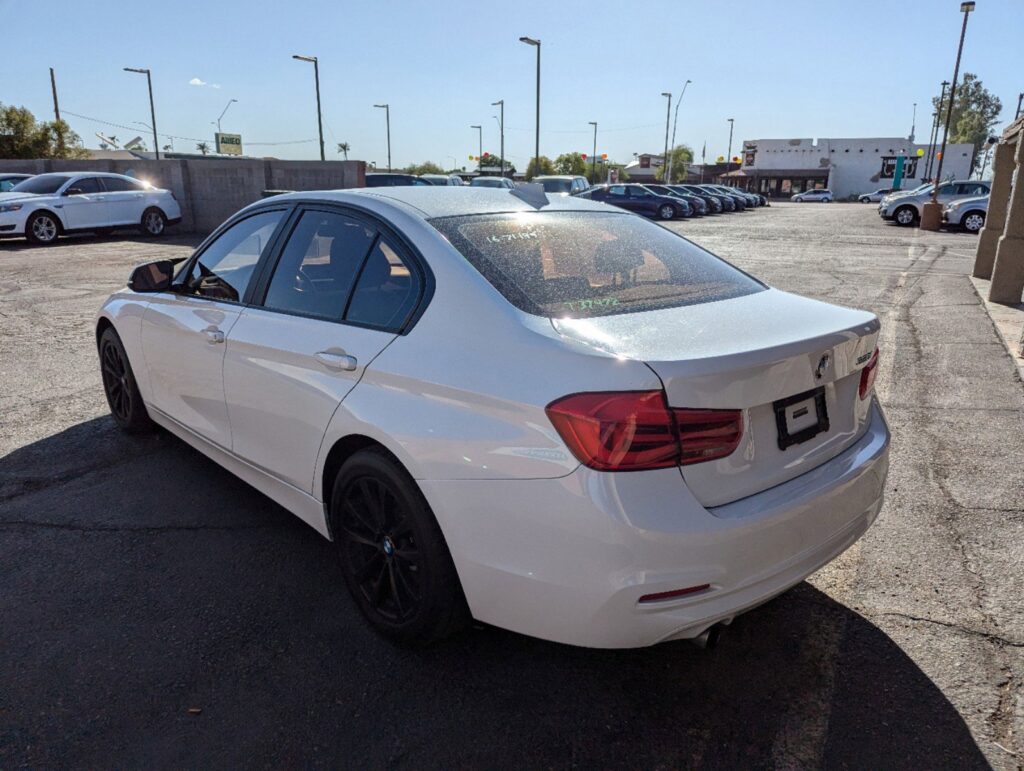 2016 BMW 3 Series 320i